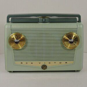 Vintage 1957 RCA Victor Model P-233 Tube Portable Radio - Two Tone Pastel Green